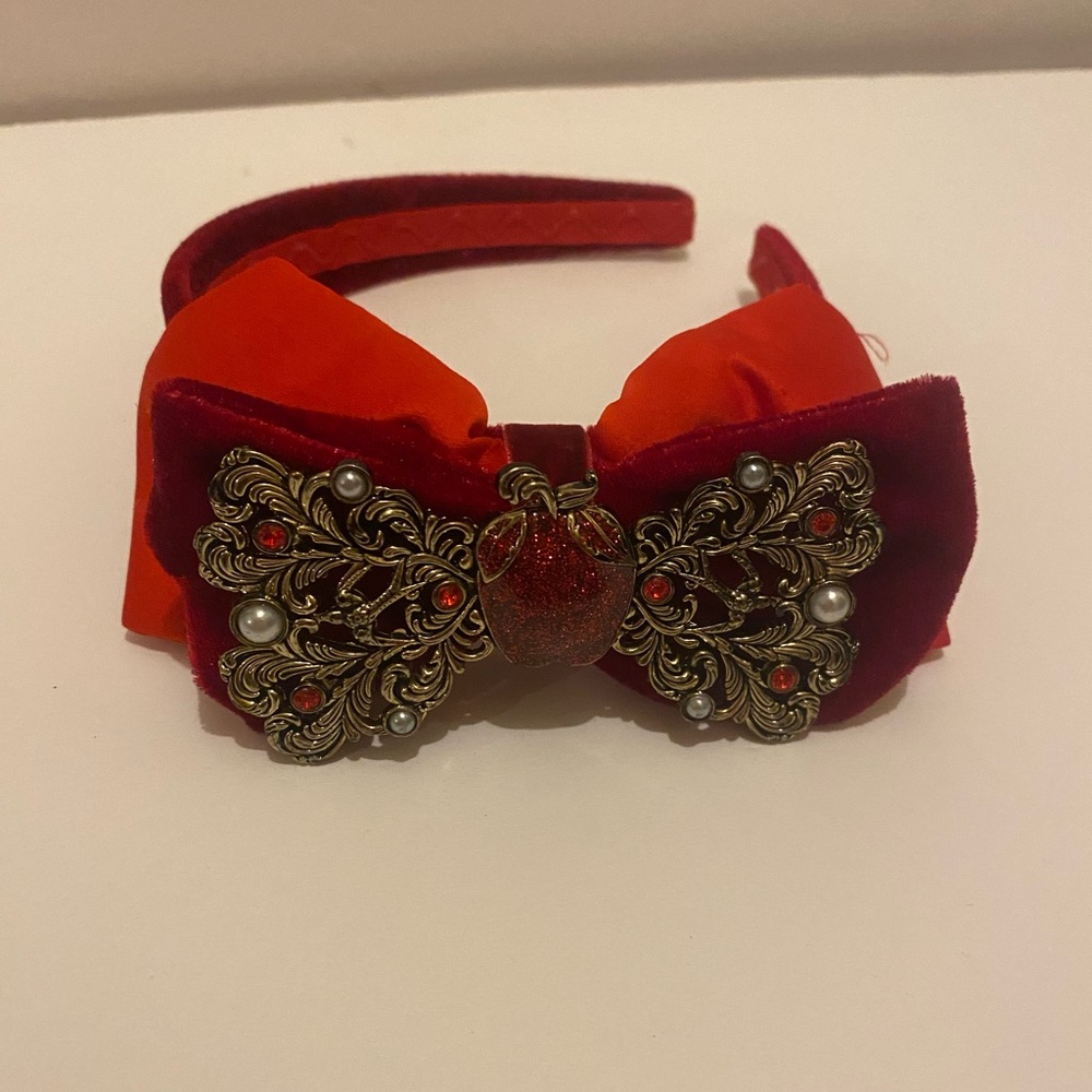 Disney Store Snow White DELUXE Costume Headband Red Velvet Apple